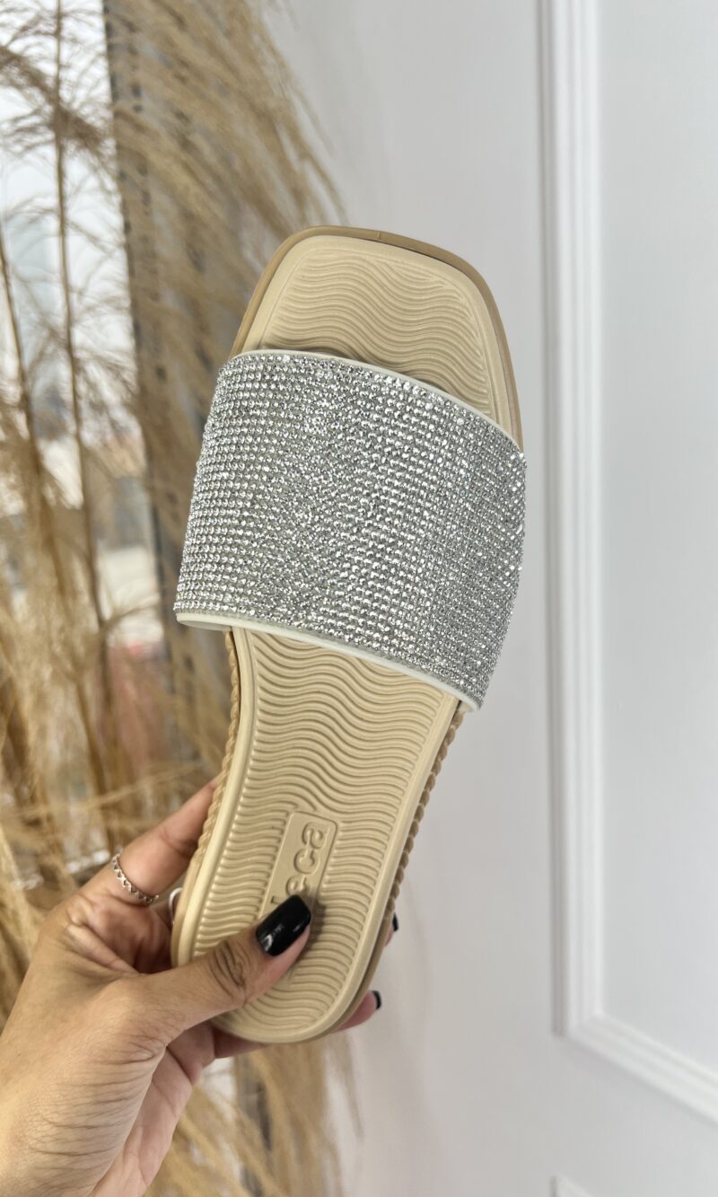chinelo slide strass branco off moleca 5494106 chinelo slide strass branco off moleca 5494106