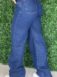calça jeans wide leg escura