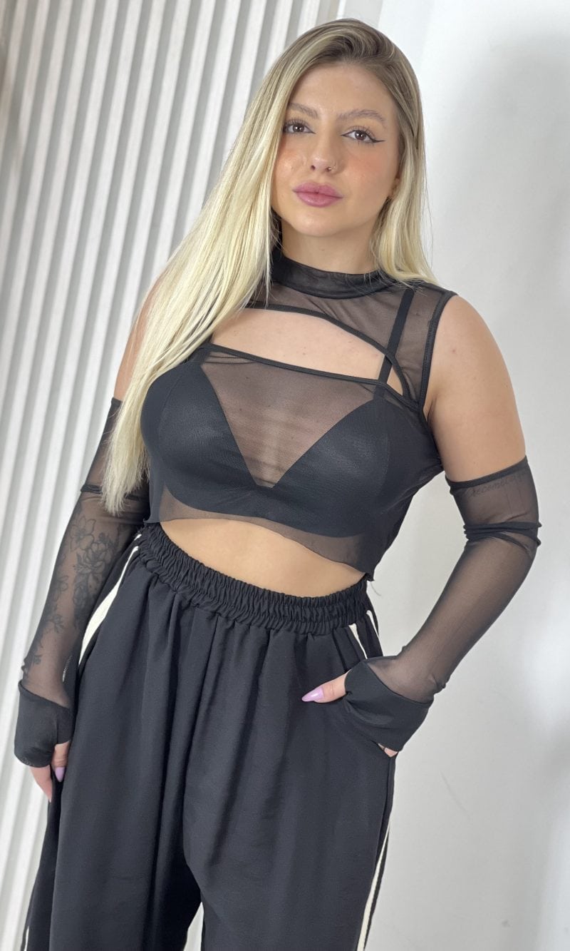 cropped tule ayla