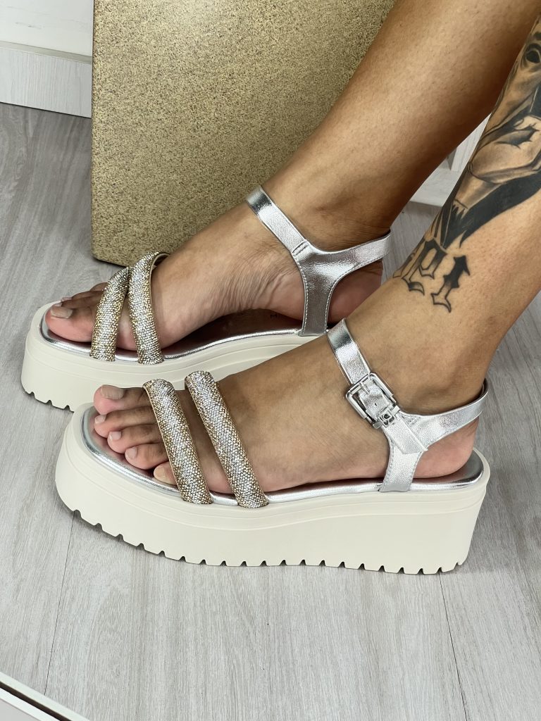 sandália anabela strass prata/off ramarim 24 45205 sandália anabela strass prata/off ramarim 24 45205