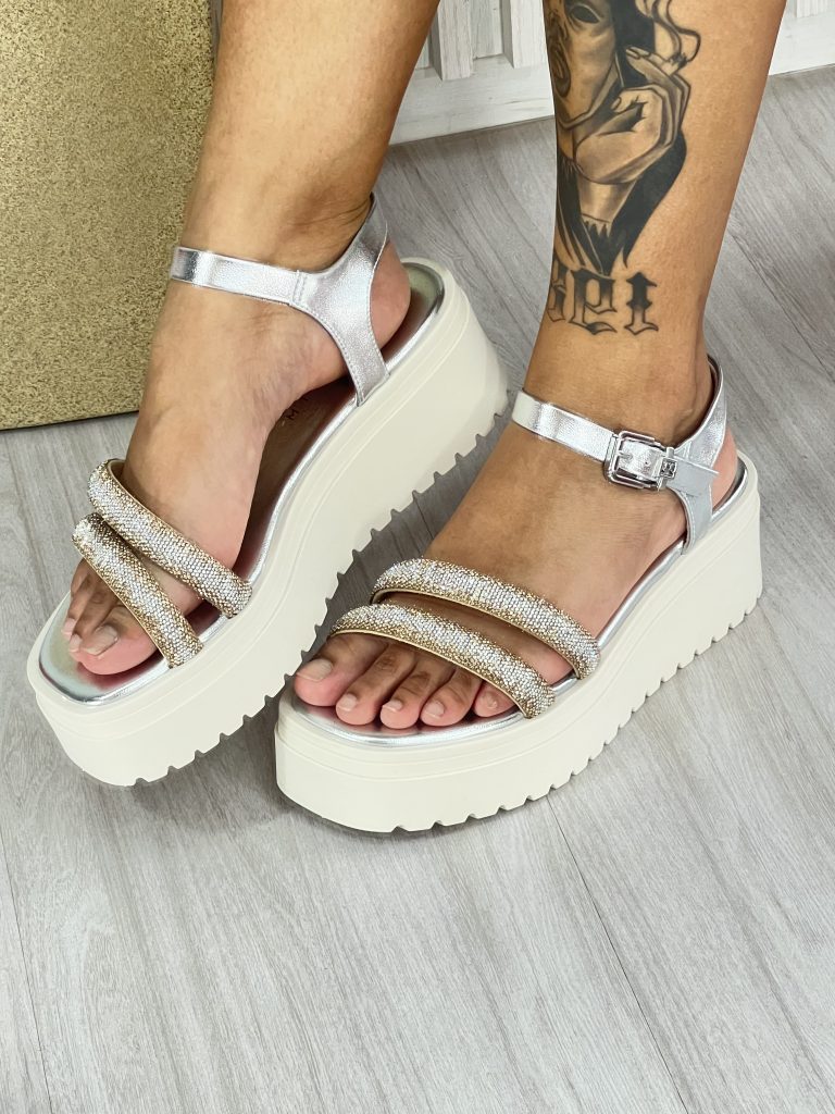 sandália anabela strass prata/off ramarim 24 45205 sandália anabela strass prata/off ramarim 24 45205