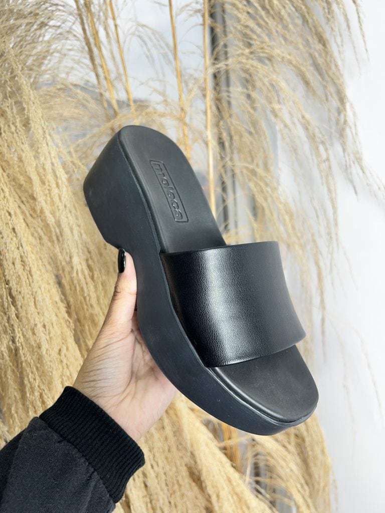 chinelo tamanco branco off moleca 5503.100