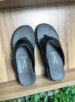 chinelo sandália preto vizzano 6499.112.