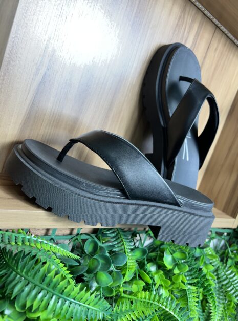 chinelo sandália preto vizzano 6499.112.