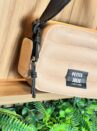 bolsa petite jolie hobby bege/preto pj11126