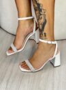 sandália salto strass branco via marte 105 001 02