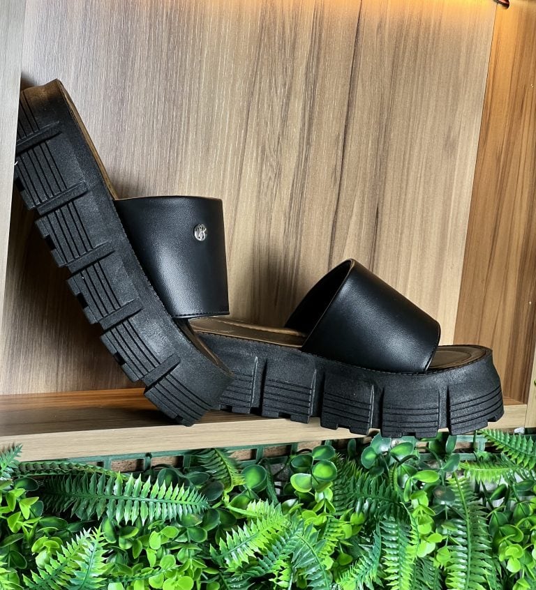 chinelo tratorado preto 6010 chinelo tratorado preto 6010