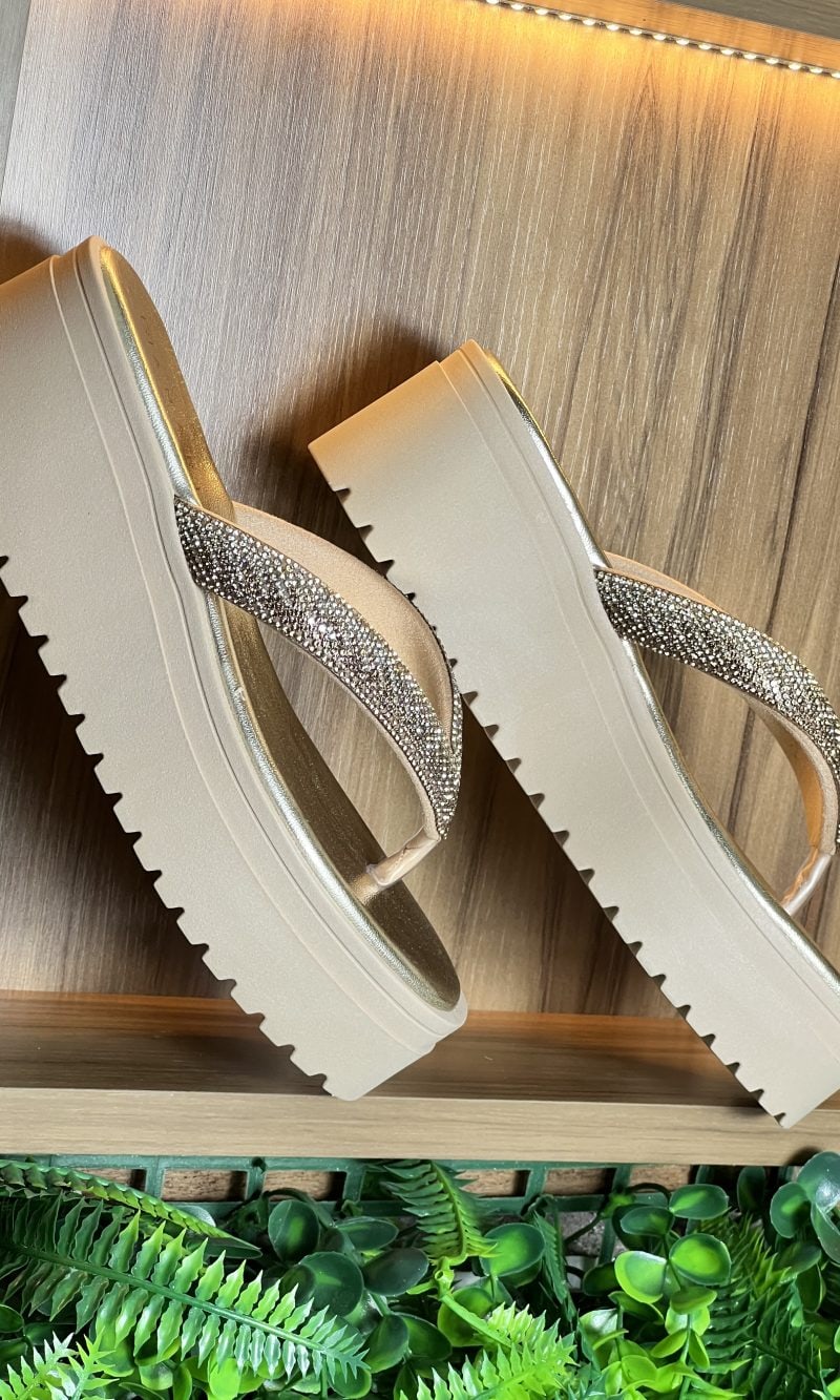 chinelo plataforma luxy dourado ramarim 24 45231 chinelo plataforma luxy dourado ramarim 24 45231