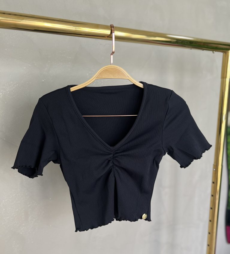 cropped decote drapeado picó donna chia preto