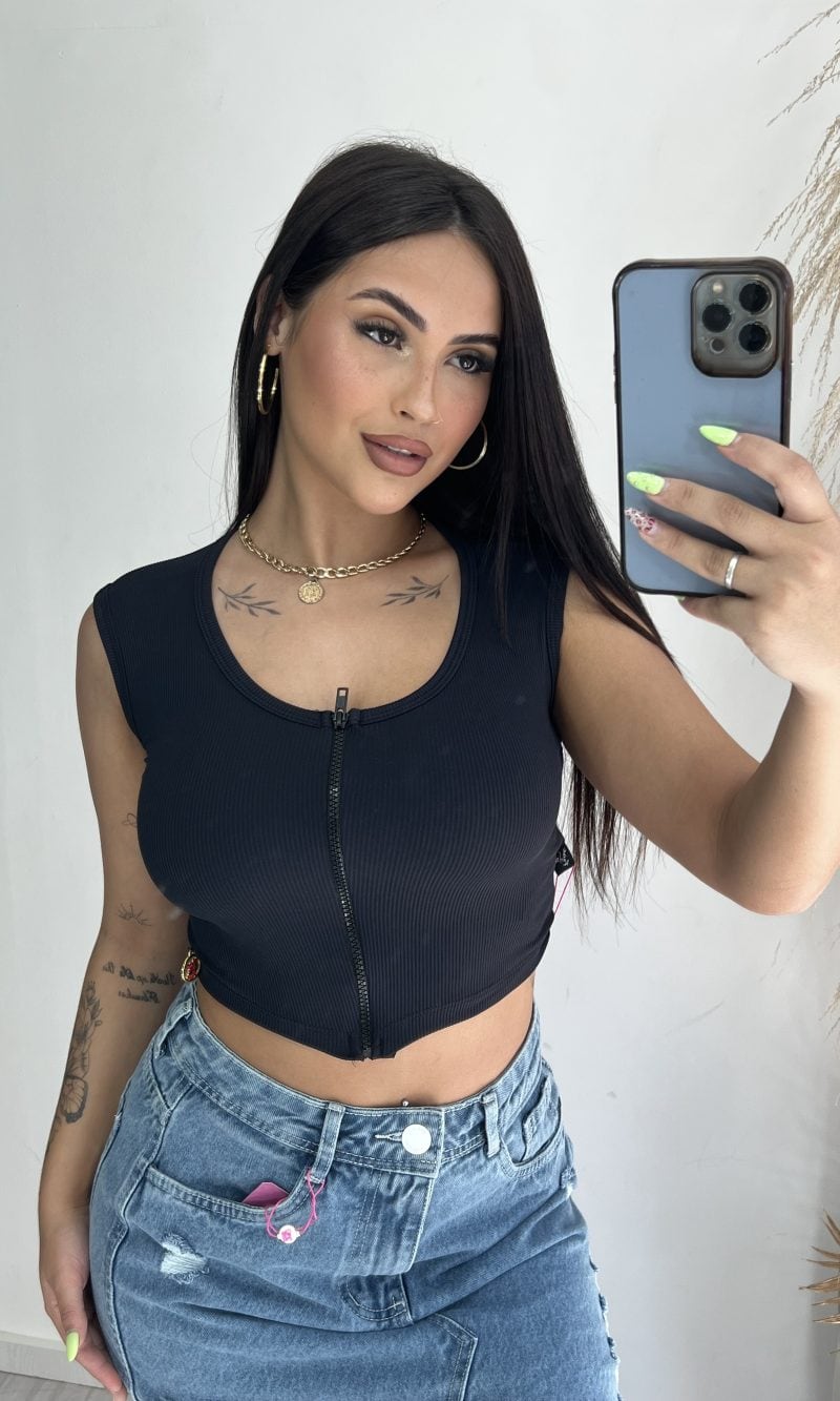 cropped chanda preto
