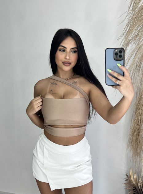 cropped gringa bege