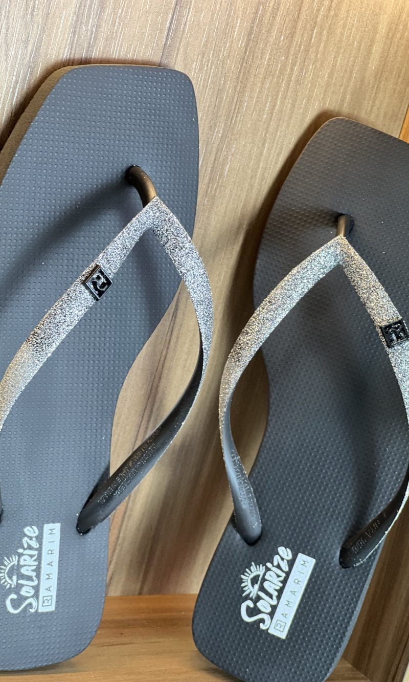 chinelo bico quadrado glitter preto ramarim 241244 chinelo bico quadrado glitter preto ramarim 241244
