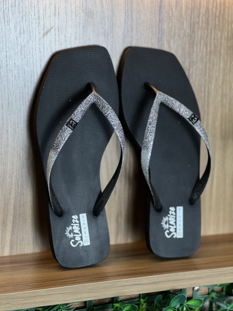 chinelo bico quadrado glitter preto ramarim 241244