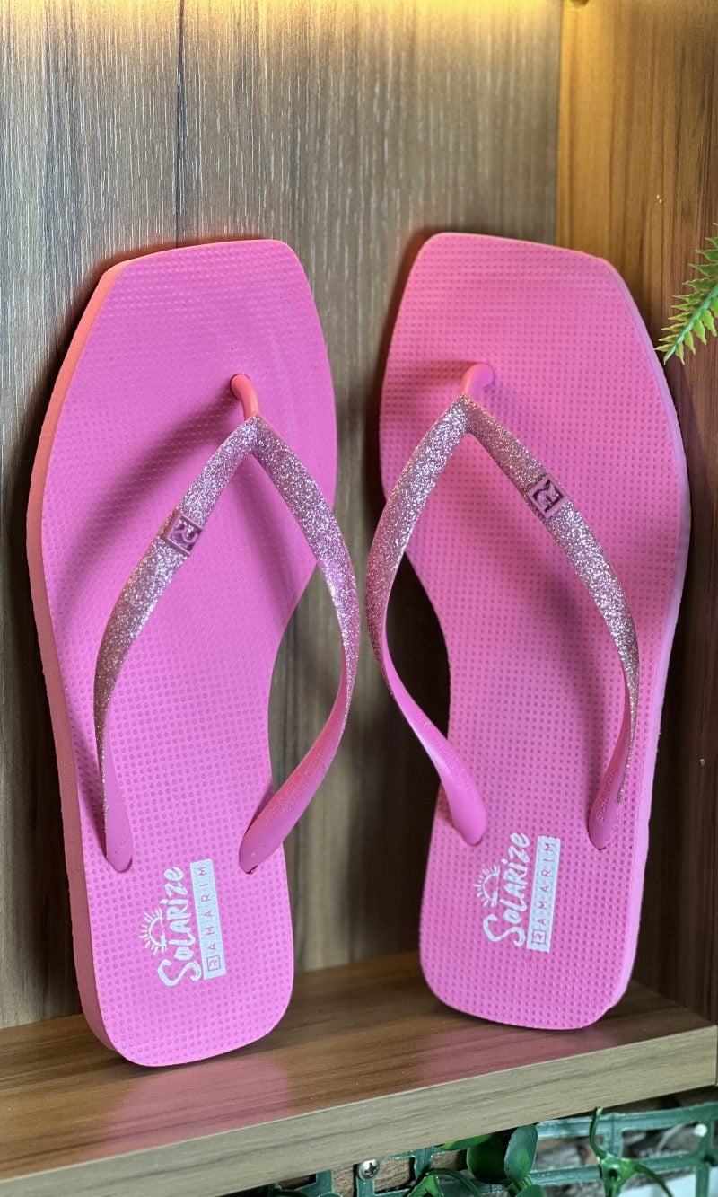 chinelo bico quadrado glitter rosa chiclete ramarim 241233 chinelo bico quadrado glitter rosa chiclete ramarim 241233