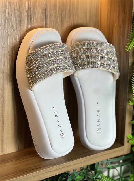 chinelo alto strass branco