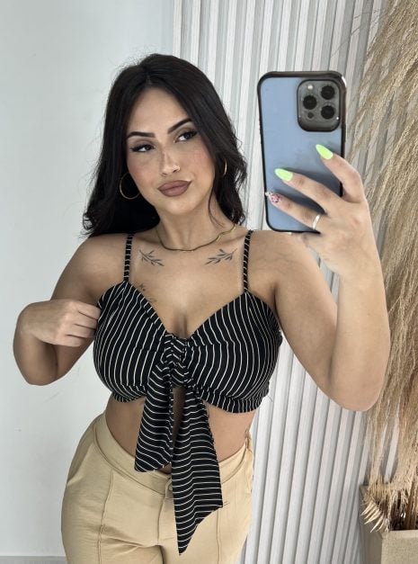 cropped gio listrado preto