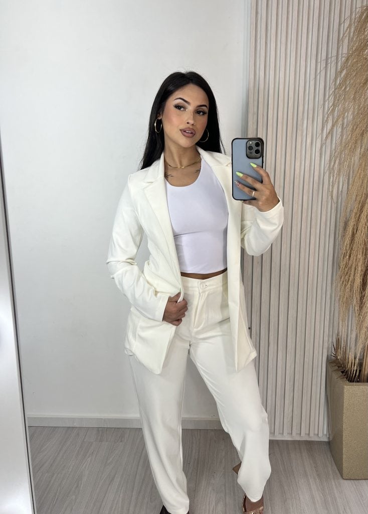 calça regina off white calça regina off white