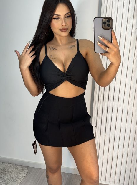 saia com short bengaline gabriela preto