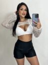 top stephanie paetê branco