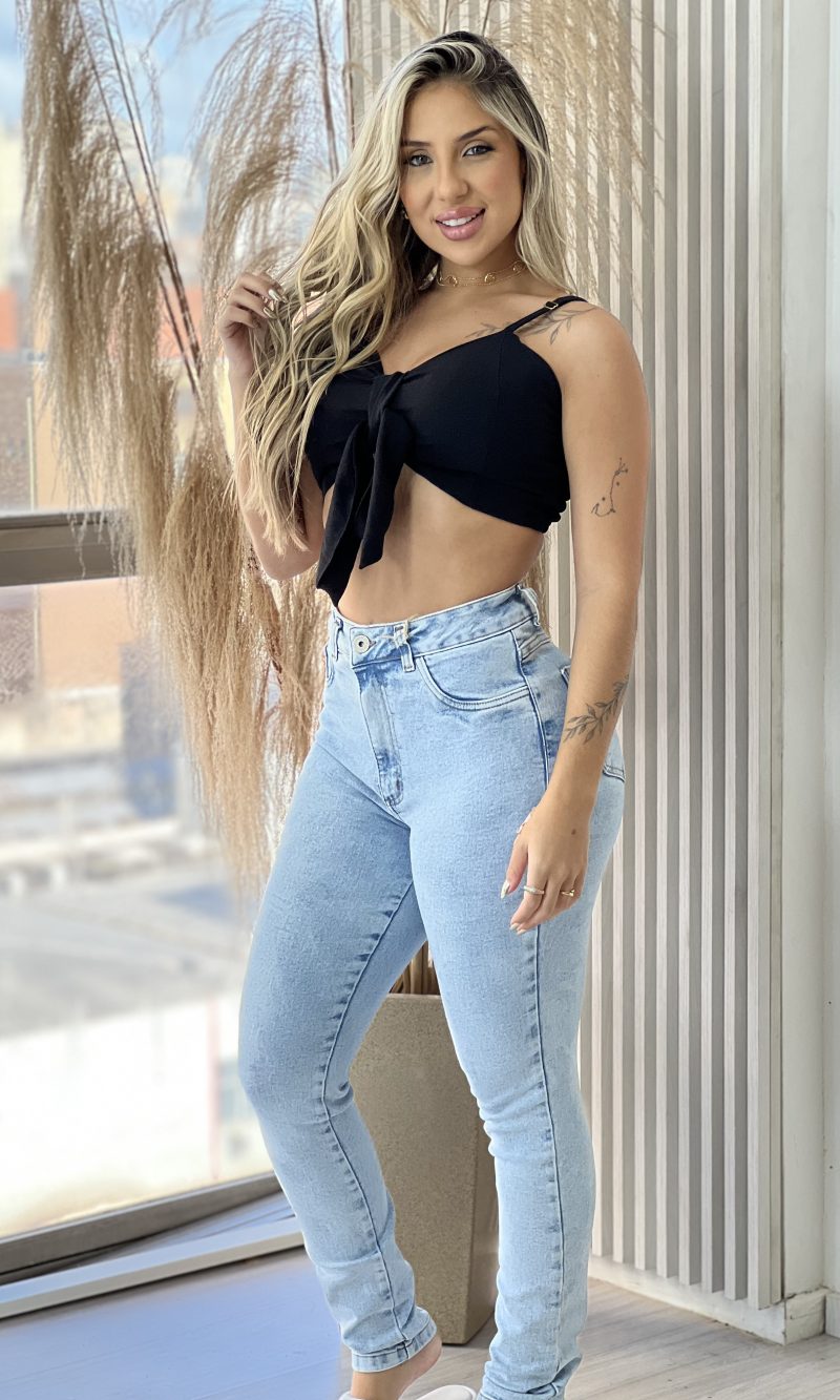 calça jeans skinny pedrita