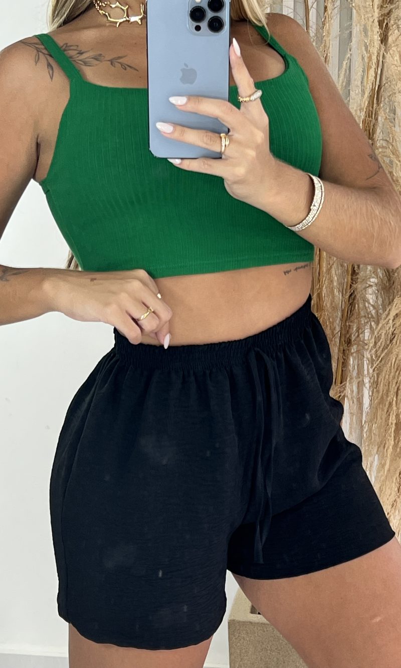 short bruna preto