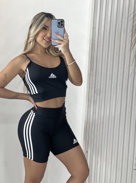 conjunto fitness ad preto