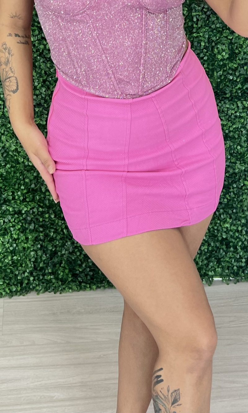 saia com short neca rosa saia com short neca rosa