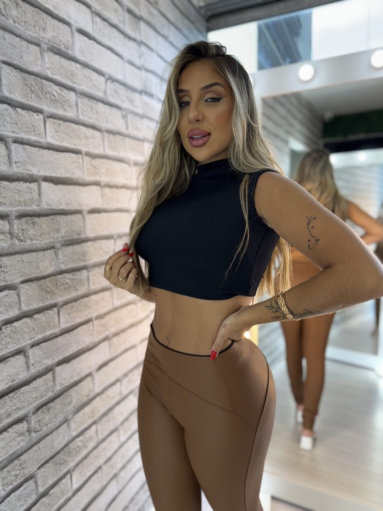 cropped jaque preto cropped jaque preto