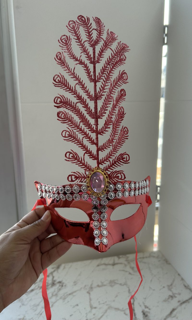 mascara de carnaval vermelho mascara de carnaval vermelho