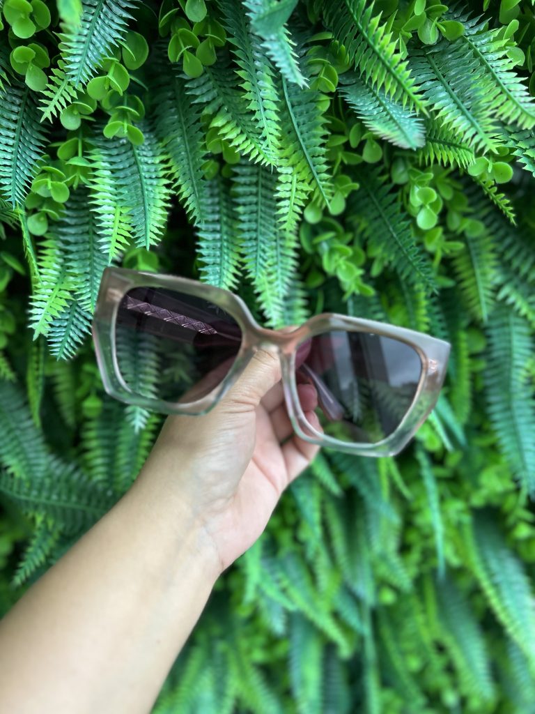 Óculos rose golde Óculos rose golde