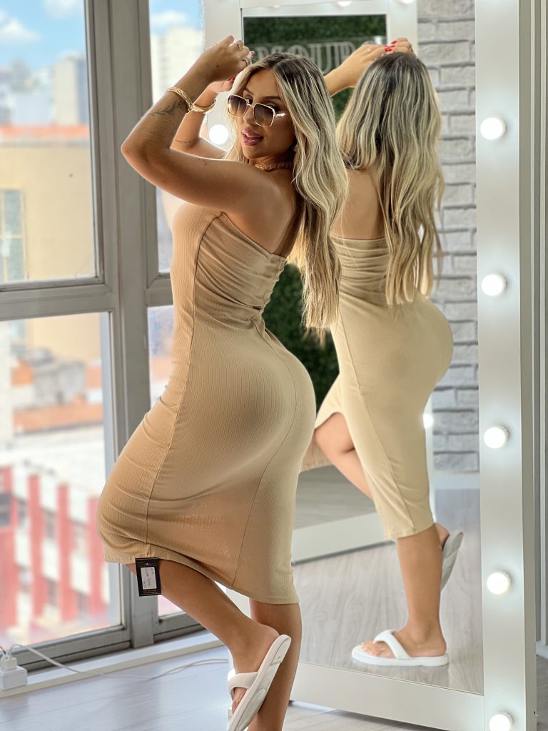 vestido midi heshy bege vestido midi heshy bege