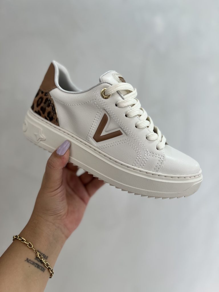 tênis casual begeonça via marte 055 028 03 tênis casual begeonça via marte 055 028 03