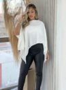blusa capa com top branco