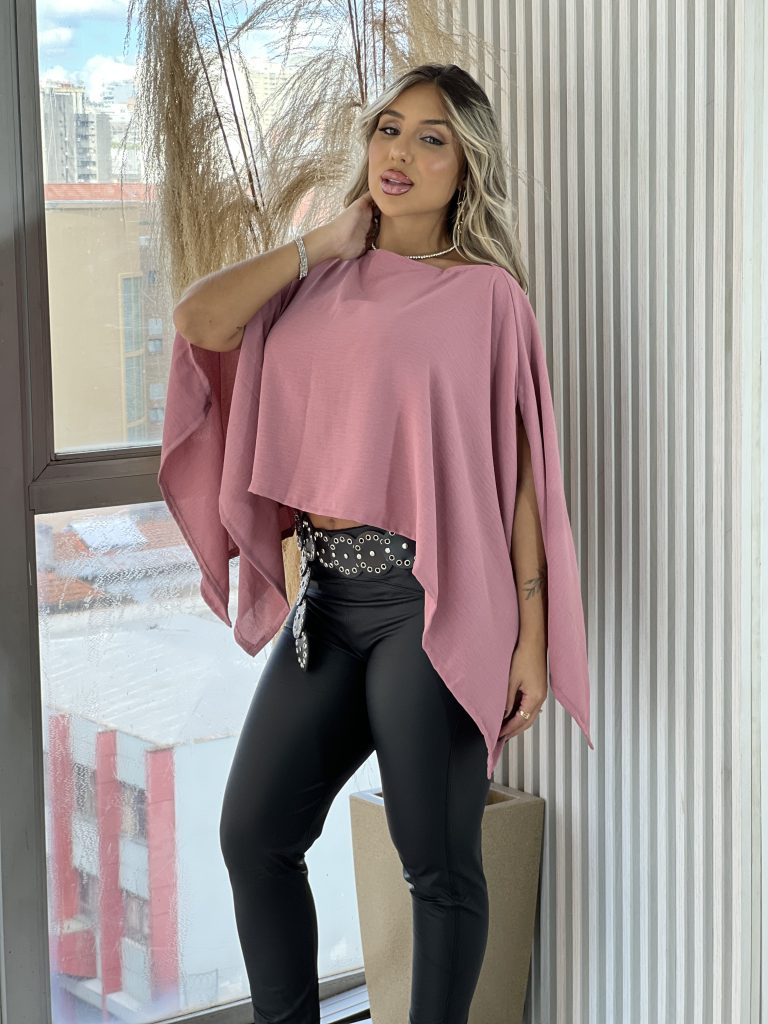 blusa capa com top rosé