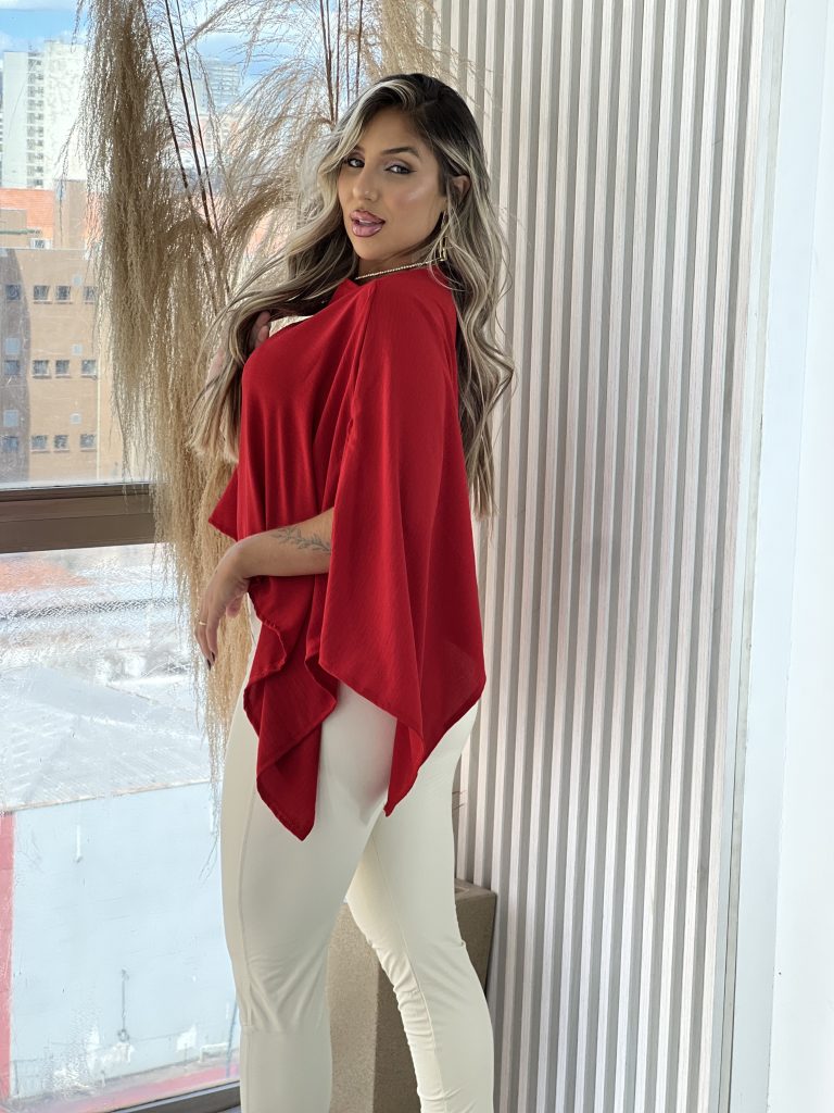 blusa capa com top vermelho blusa capa com top vermelho