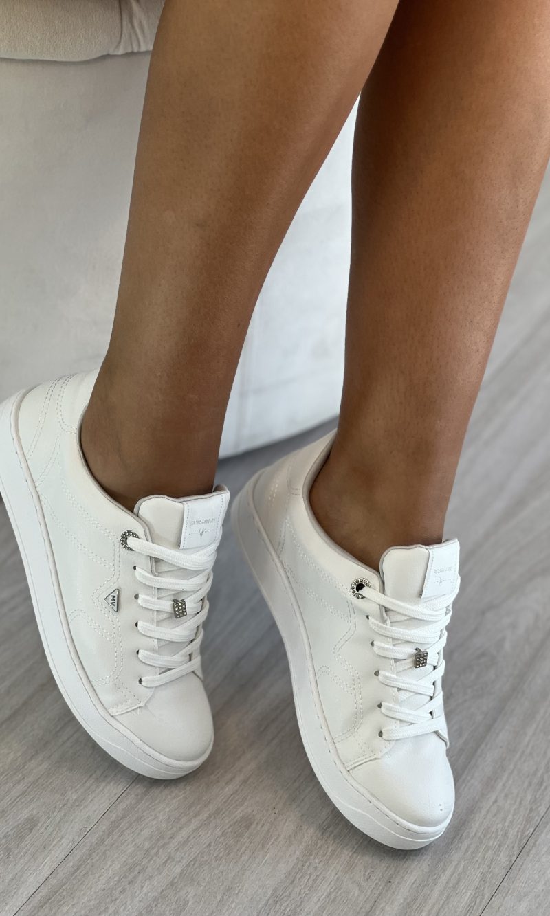 tênis branco com detalhes strass via marte 220 003 03 tênis branco com detalhes strass via marte 220 003 03