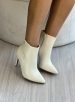 bota cano curto salto fino branco off vizzano 3049.219