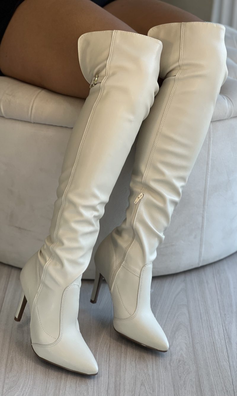 bota salto fino over branco vizzano 3049.252