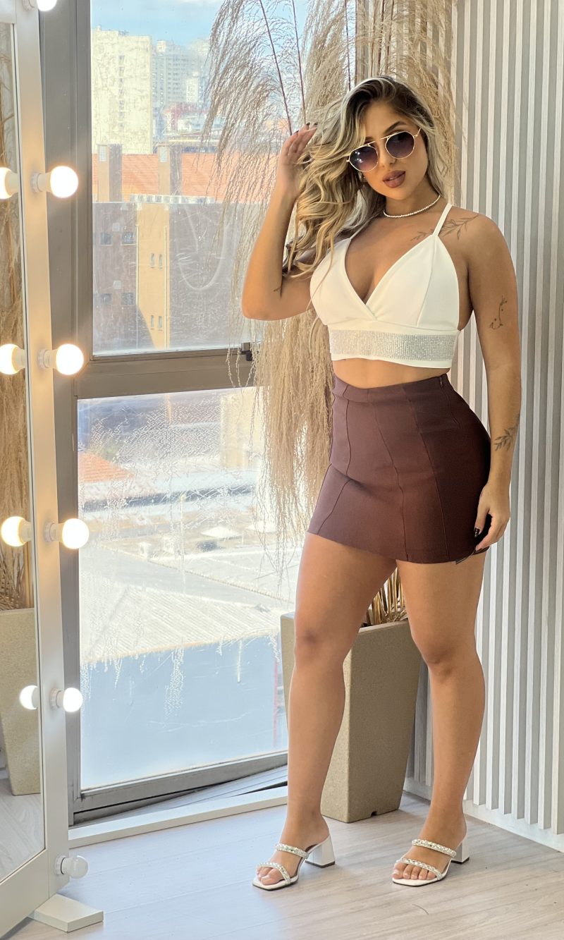 saia com short betina marrom