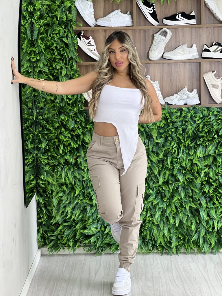 calça jeans cargo jamaica bege