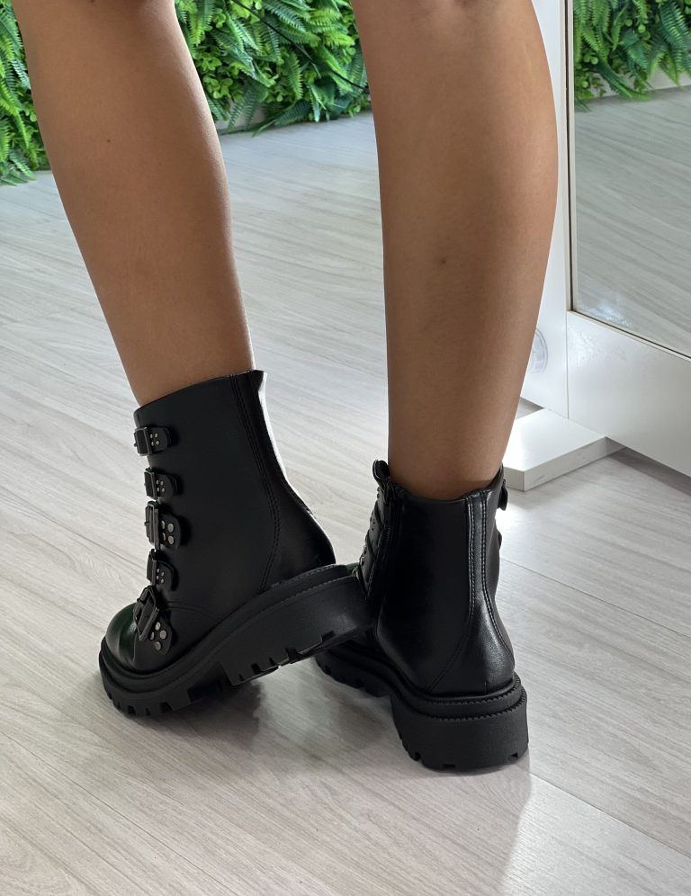 coturno tratorado fivelas preto ramarim 25 61133 coturno tratorado fivelas preto ramarim 25 61133