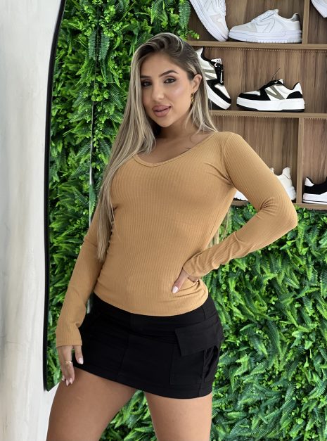 blusa canelada mila bege médio