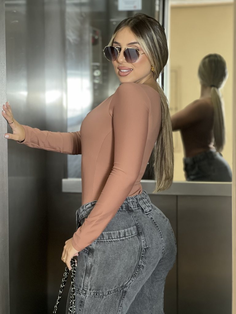 body manga longa sabrina marrom body manga longa sabrina marrom