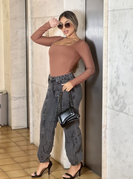 body manga longa sabrina marrom