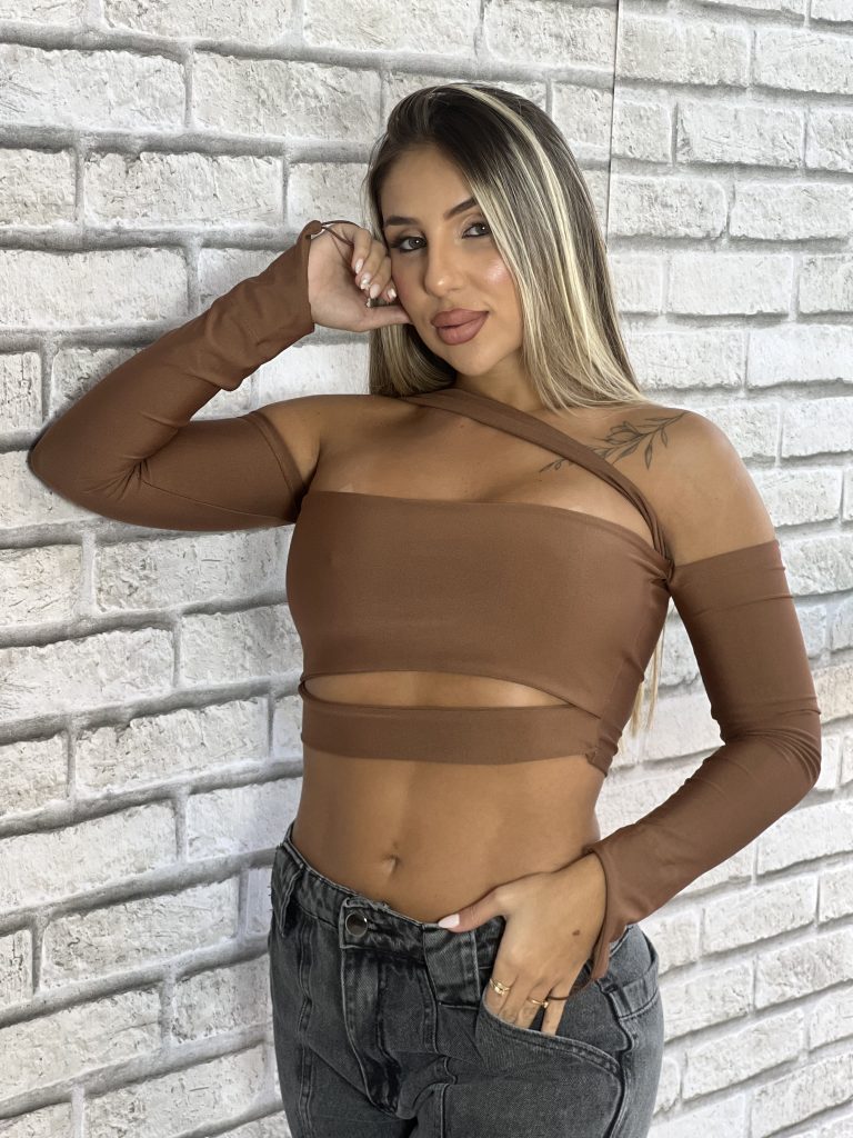 cropped manga longa gringa marrom cropped manga longa gringa marrom