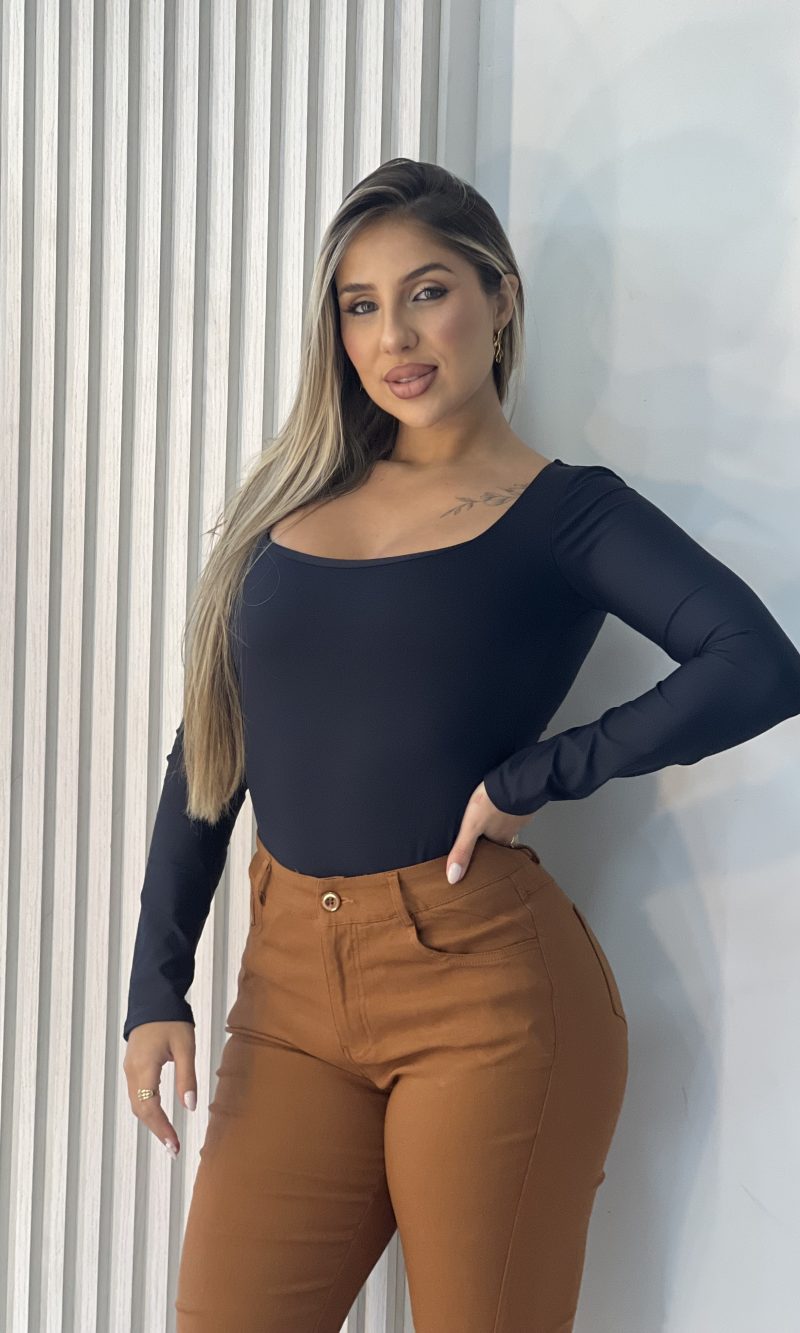 body manga longa sabrina preto