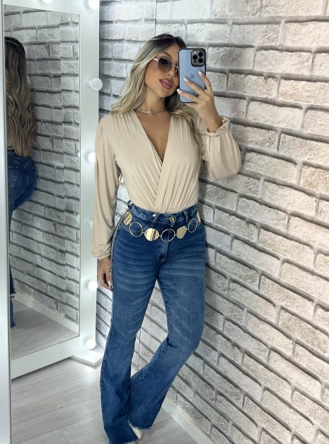 calça jeans flare roma