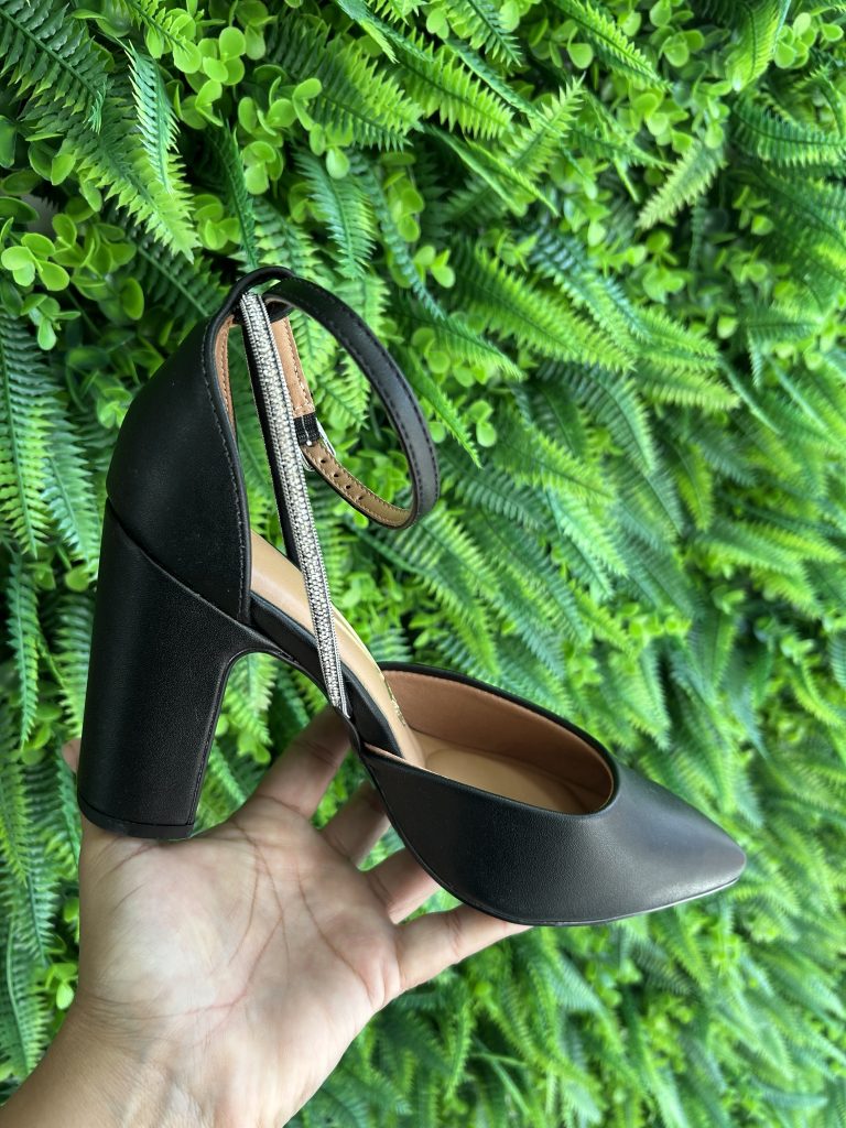 sapato scarpin salto bloco preto vizzano 1285.449 sapato scarpin salto bloco preto vizzano 1285.449