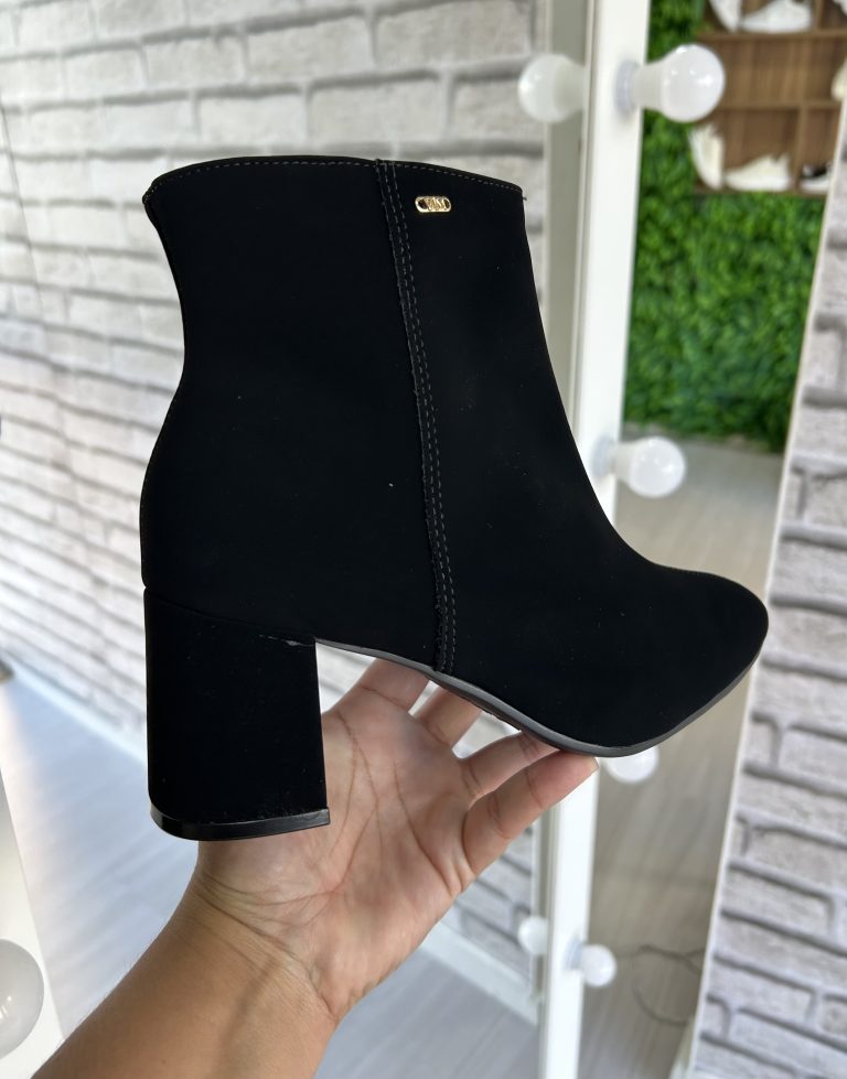 bota cano curto camurça preto via marte 238 002 01 bota cano curto camurça preto via marte 238 002 01