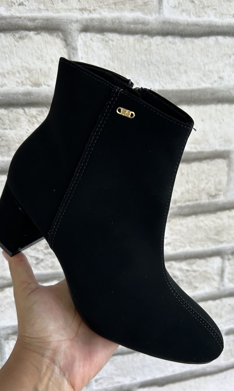 bota cano curto camurça preto via marte 238 002 01